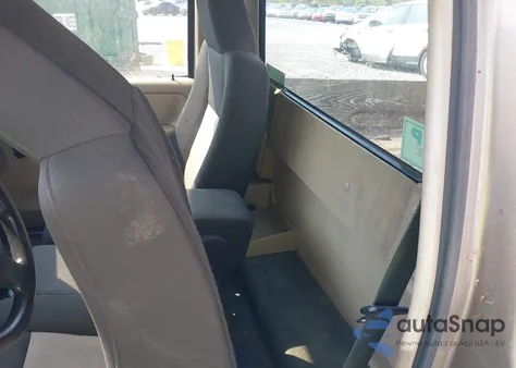 2005 Ford Ranger Xl/Xls/Xlt from USA, damaged, VIN 1FTYR10DX5PA66250